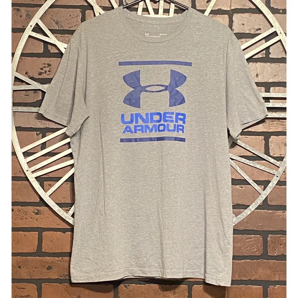 Men's Under Armour Heat Gear Loose T-Shirt Gray With Blue Lettering Size L